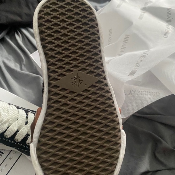 MASISON MIHARAS - Picture 3 of 3